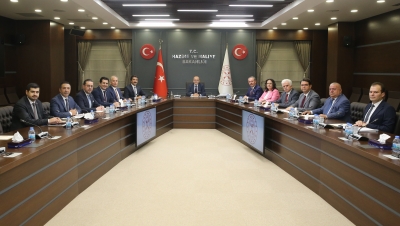 Esnafın istekleri Bakanlıklara sunuldu!