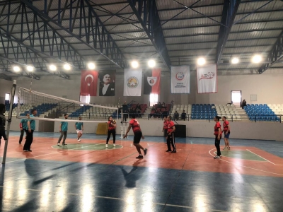 GENÇLİK VE SPORUN ALTIN YAZI