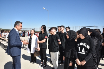 Hatipzade Veli Başer Fen ve Teknoloji Anadolu İmam Hatip Lisesi Birinci Sınıf Öğrencileri Beyaz Önlüklerini Giydiler