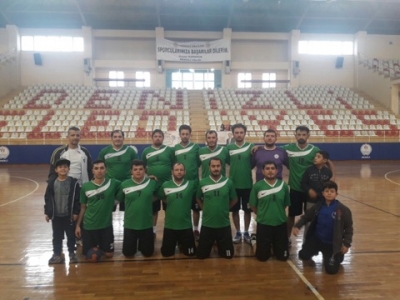 İsitme engelliler spor kulübü hentbol  takimi Gaziantep'i yendi