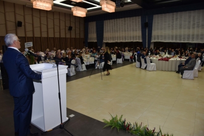 Mersin Ailesine Vefa Gecesi