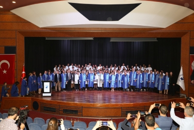 PAÜ Diş Hekimliği Fakültesi’nde “Beyaz Önlük Giyme Töreni” Düzenlendi