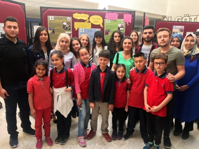 PAÜ Eğitim Fakültesi Öğrencilerinden Topluma Hizmet Sergisi