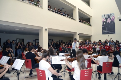 PAÜ Gençlik Oda Orkestrası Dinleyicileri Mest Etti