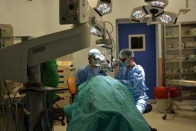 PAÜ Hastanesi göz hastalıkları kliniği kornea ve katarakt cerrahi birimi hastalara hizmet vermeye devam ediyor