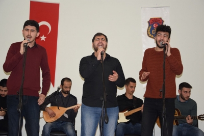 PAÜ Türk Halk Müziği Topluluğu Cezaevinde Konser Verdi