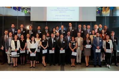 Prof. Dr. Metin Ak PAÜ’ye 2018 BAGEP Ödülü ile Döndü