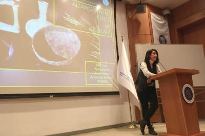 Prof. Dr. Özer SPK’da İlk Borsa Binası Bulunan Aizanoi Antik Kentini Anlattı