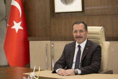 Rektör Bağ: “29 Ekim; Türk Milleti’nin Demokrasiye Olan İnancının  Simgesidir”