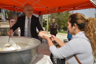 Şehitler için pilav ve lokma hayrı yapıldı
