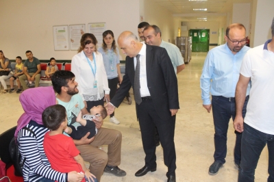 Vali  Hasan Karahan Servergazi Devlet Hastanesini Ziyaret Etti