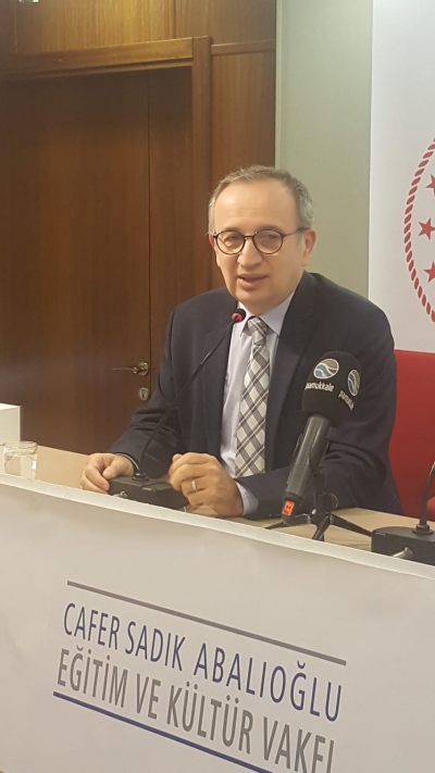 “Yükselen Genç Yazarlar” Projesi